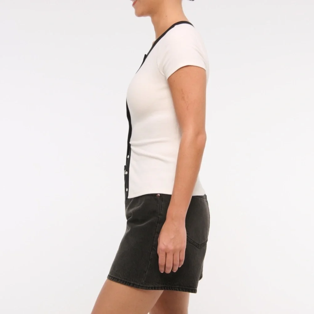 ABERCROMBIE SHORTS - Picture 3 of 7